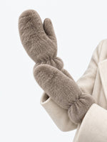 Load image into Gallery viewer, Spring Faux Fur Mittens
