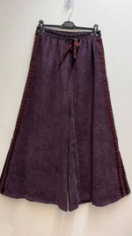 Load image into Gallery viewer, Wide flowing trousers with elasticated waistband
