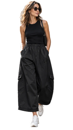 Load image into Gallery viewer, Loose pants with an elastic waistband and cargo pockets
