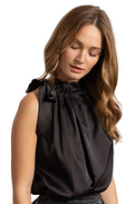 Load image into Gallery viewer, Satin Elisabeth top with bow at the collar
