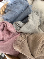 Load image into Gallery viewer, Alpaca Fringe Hand Knit Scarf
