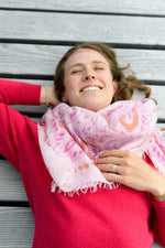 Load image into Gallery viewer, Cashmere bandana Paisley-cs Big in pink
