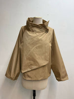 Load image into Gallery viewer, Lightweight jacket with crossed stand-up collar
