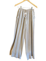 Load image into Gallery viewer, Prado Trousers with frayed edge
