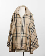 Load image into Gallery viewer, Camel &amp; Plaid Water-Repellent, Zippered SPORTYRAP
