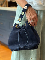 Load image into Gallery viewer, Bucket Purse
