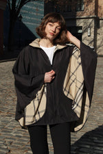 Load image into Gallery viewer, Black &amp; Plaid Water-Repellent, Zippered SPORTYRAP
