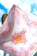 Load image into Gallery viewer, Cashmere bandana Paisley-cs Big in pink
